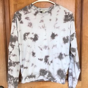 Forever 21 tie-dye sweatshirt